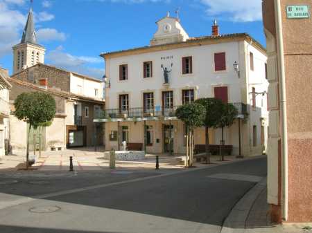 la MAIRIE - 04.67.77.01.15