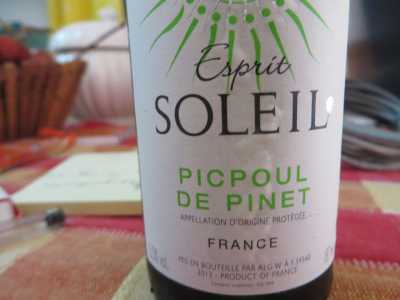 Bouteille de PICPOUL
servie dans l'Airbus "Emirates"
PARIS / ILE MAURICE
le 1/12/2014