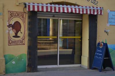 Photo-titre pour cet album: L'EPICERIE de la Concorde en 2012