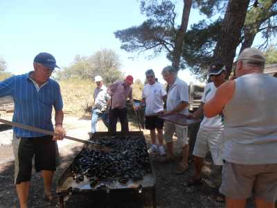 Jeannot AMIEL 
qui remue les moules