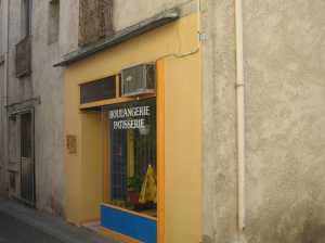 Rue du Commerce
----
Boulangerie PEYRUCHAU
jusqu'en 2008